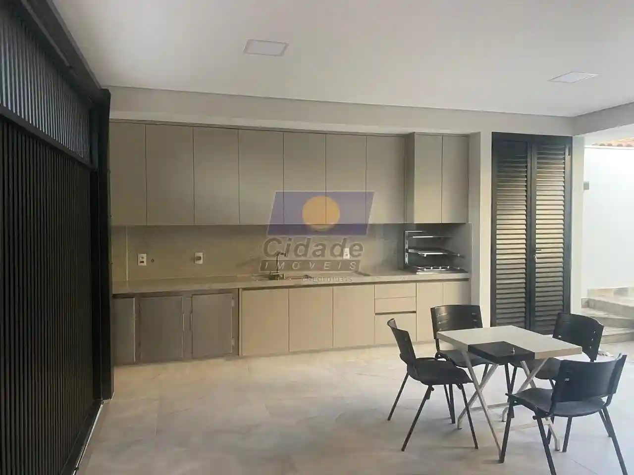Casa de Condomínio com 3 quartos à venda, 190m² — foto 10 de 15