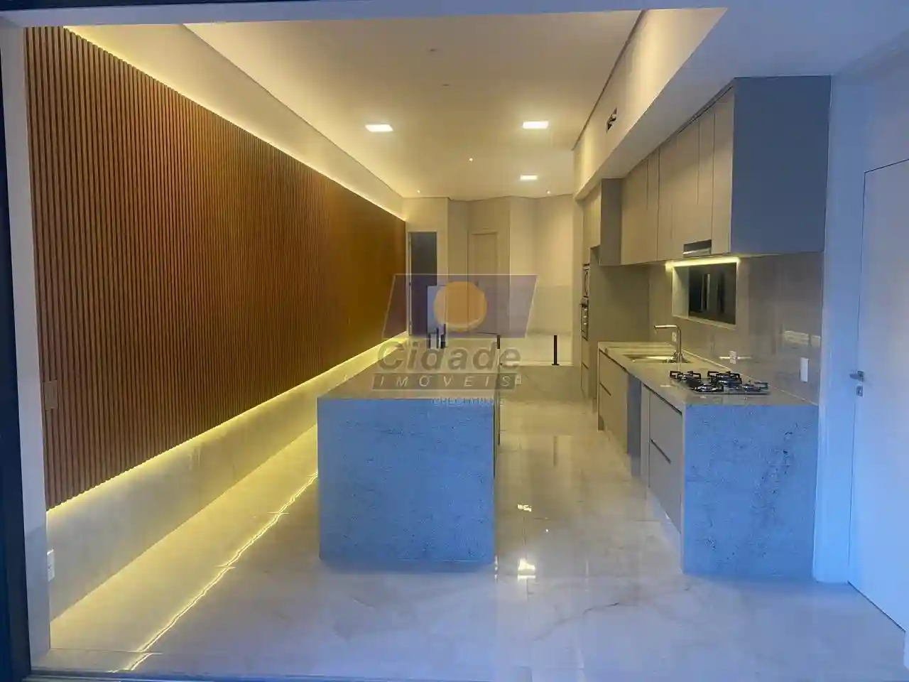 Casa de Condomínio com 3 quartos à venda, 190m² — foto 8 de 15
