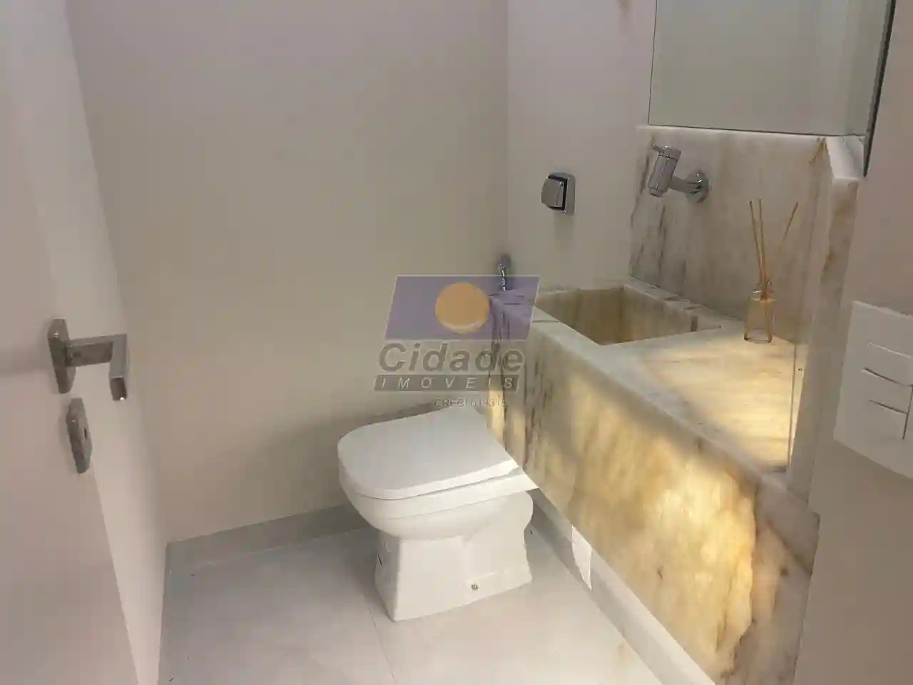 Casa de Condomínio com 3 quartos à venda, 190m² — foto 11 de 15