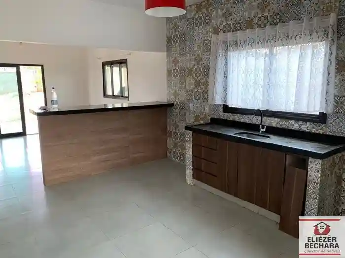 Fazenda / Sítio / Chácara com 2 quartos à venda, 1000m² — foto 3 de 18