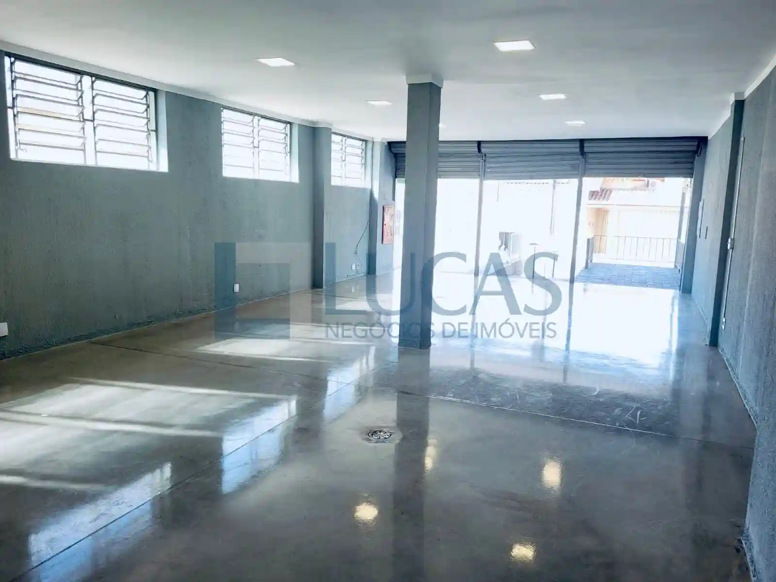 Loja / Salão / Ponto Comercial  para aluguel, 115m² — foto 6 de 10