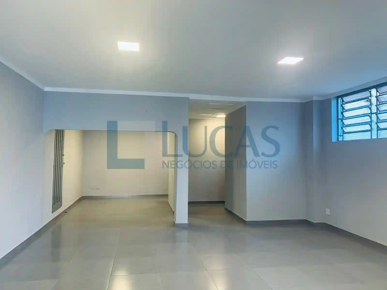 Loja / Salão / Ponto Comercial  para aluguel, 115m² — foto 8 de 10