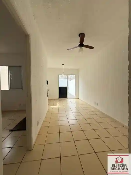 Casa de Condomínio com 2 quartos à venda, 70m² — foto 2 de 17