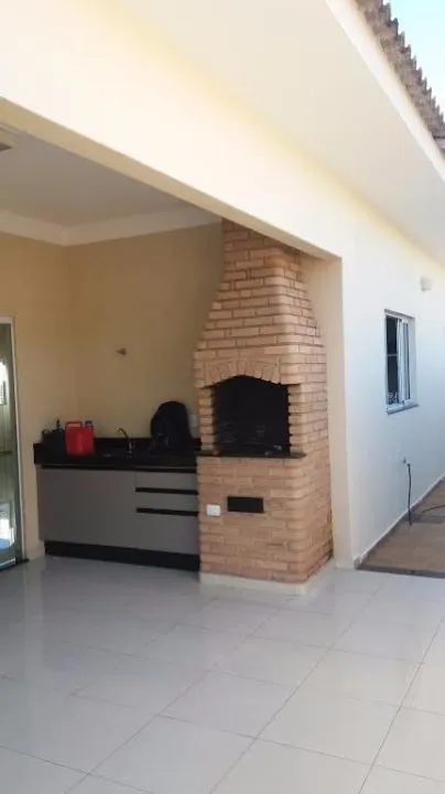 Casa de Condomínio para aluguel — foto 3 de 4