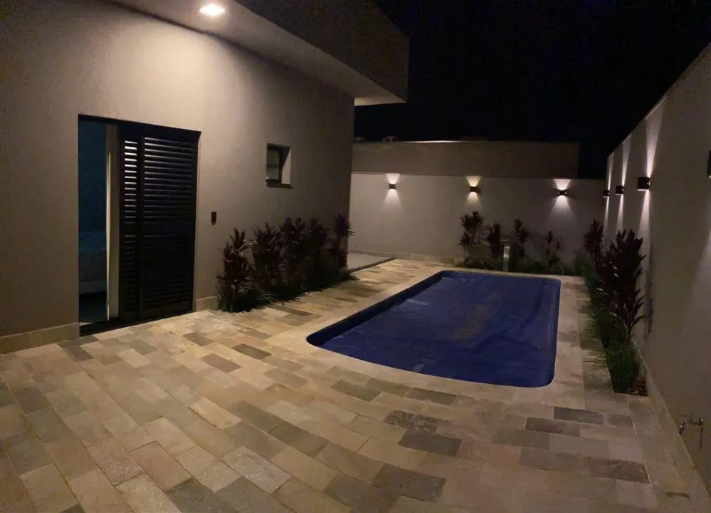 Casa de Condomínio à venda — foto 2 de 13