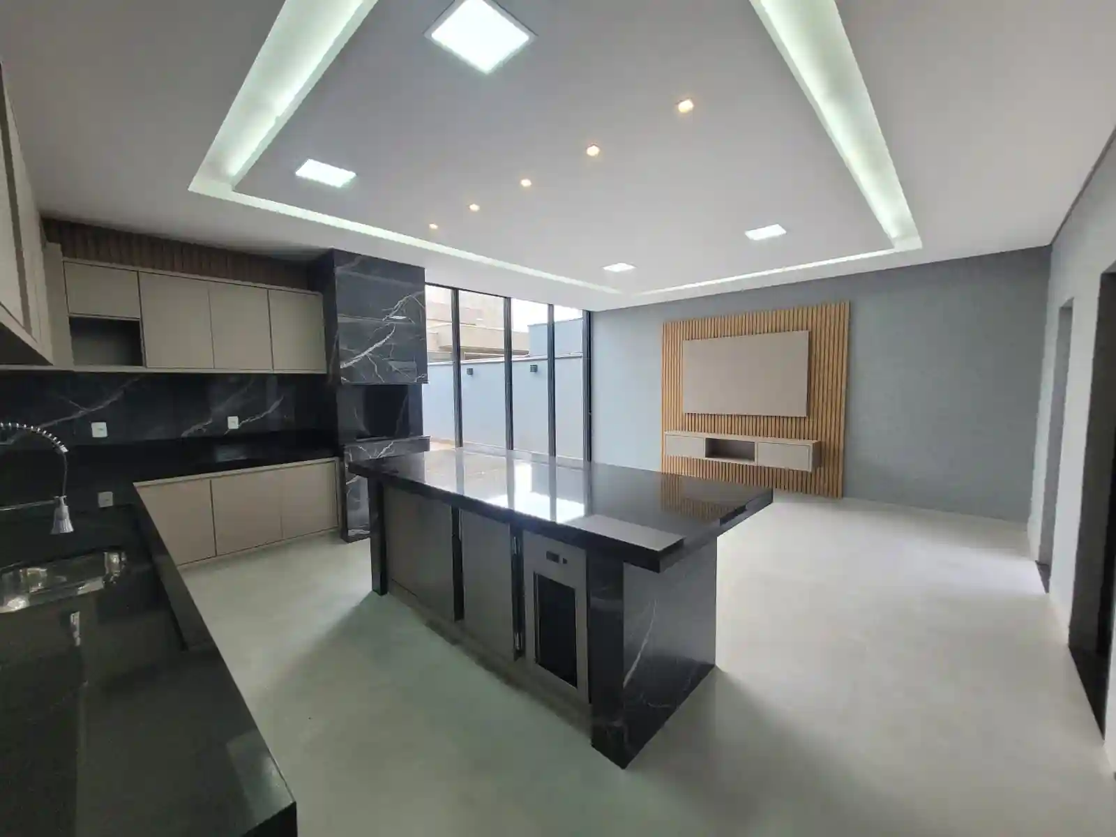 Casa de Condomínio com 3 quartos à venda, 220m² — foto 23 de 26