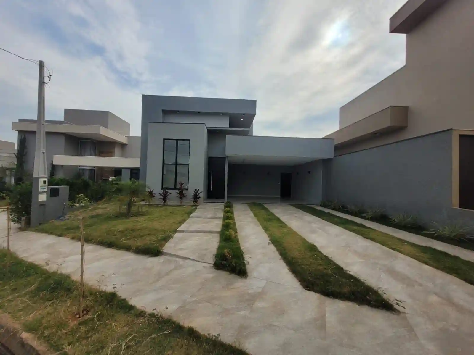 Casa de Condomínio com 3 quartos à venda, 220m² — foto 25 de 26