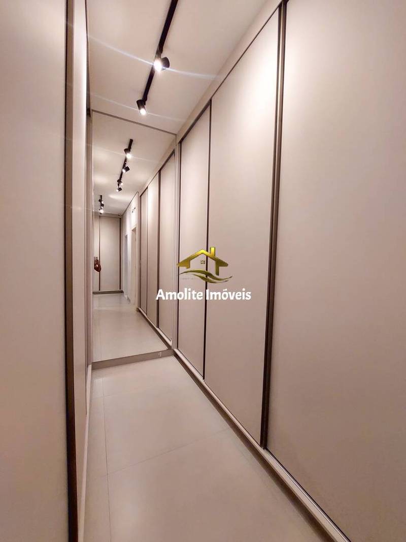 Casa de Condomínio com 3 quartos à venda, 254m² — foto 18 de 38