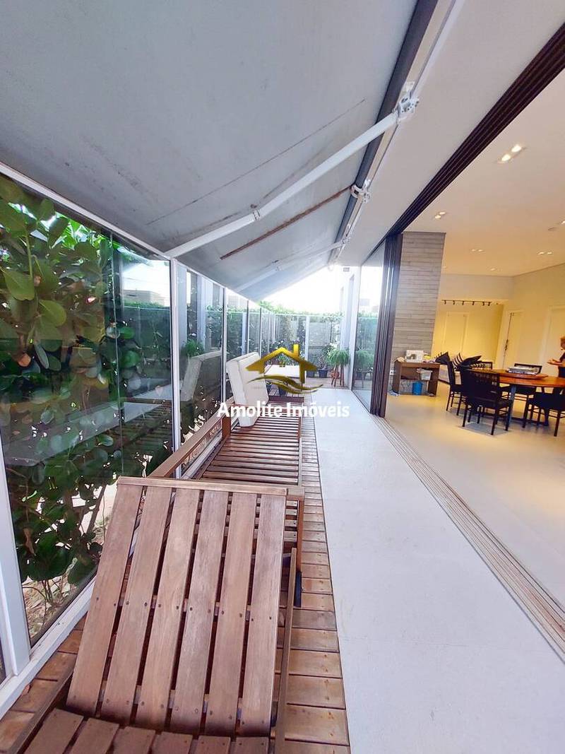 Casa de Condomínio com 3 quartos à venda, 254m² — foto 33 de 38
