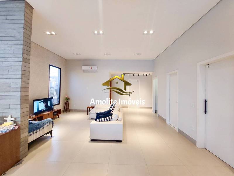 Casa de Condomínio com 3 quartos à venda, 254m² — foto 8 de 38
