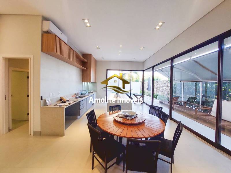 Casa de Condomínio com 3 quartos à venda, 254m² — foto 25 de 38