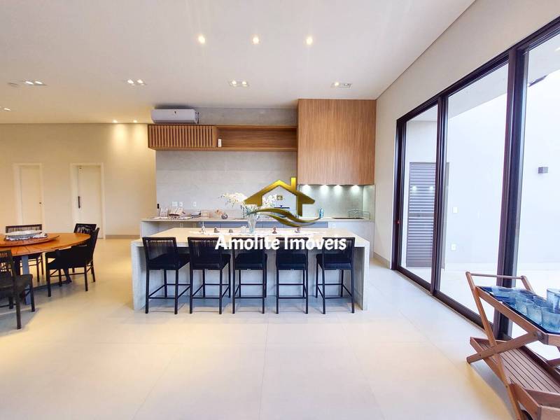 Casa de Condomínio com 3 quartos à venda, 254m² — foto 32 de 38