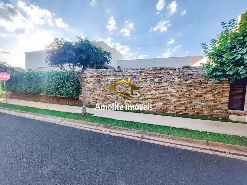 Casa de Condomínio com 3 quartos à venda, 254m² — foto 4 de 38