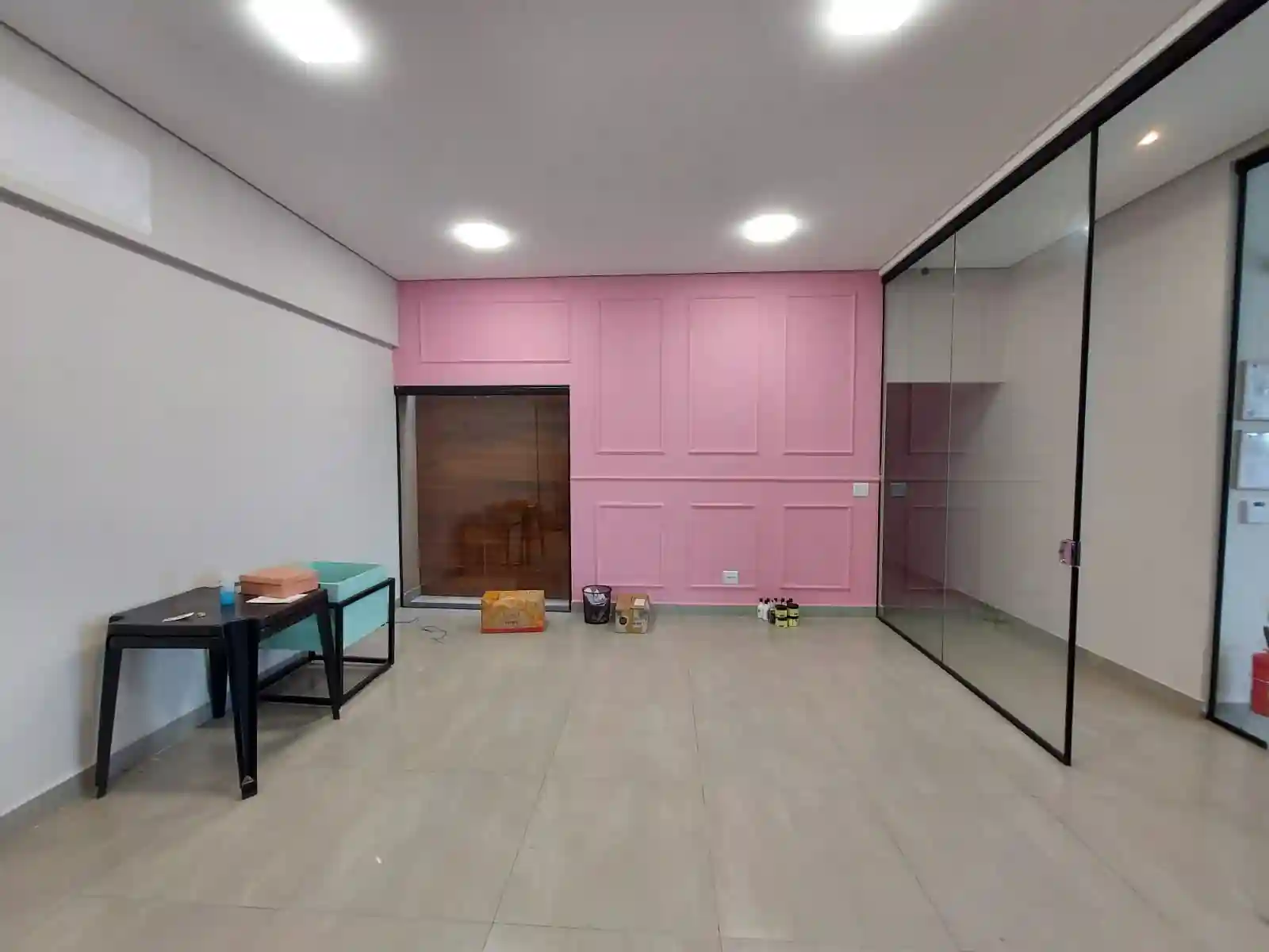 Conjunto Comercial / Sala  para aluguel, 30m² — foto 11 de 12