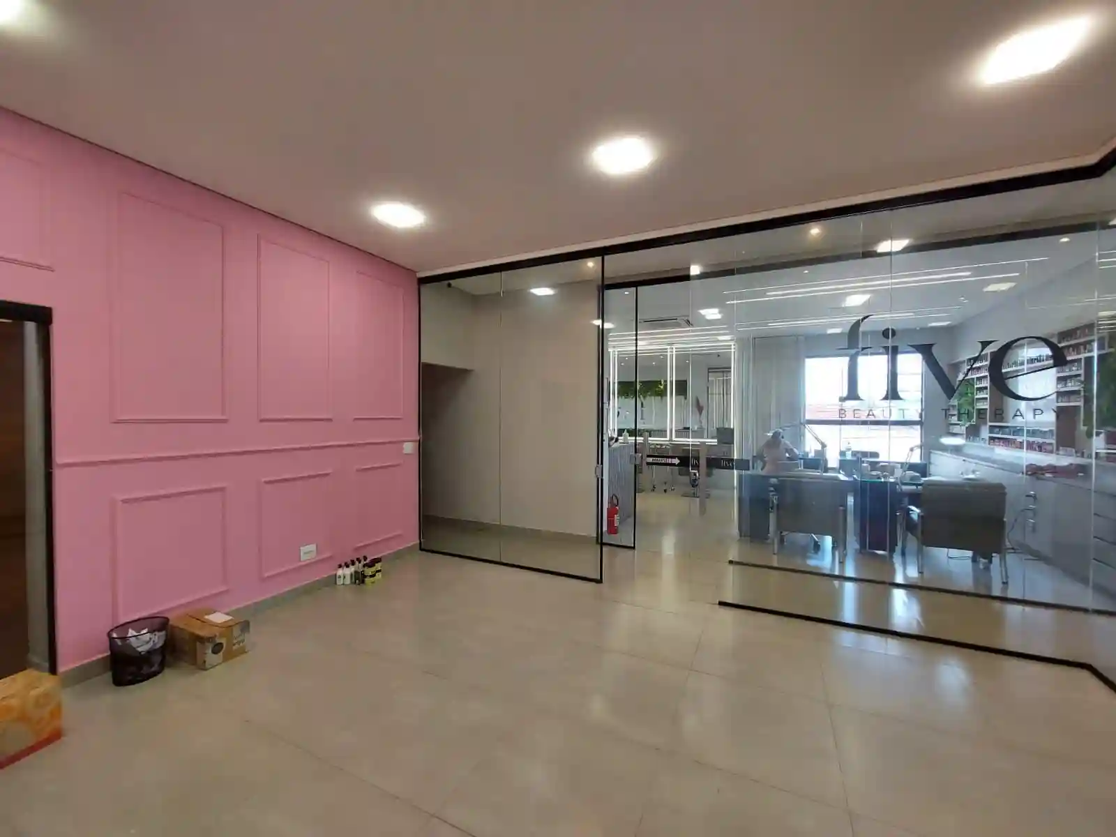 Conjunto Comercial / Sala  para aluguel, 30m² — foto 8 de 12