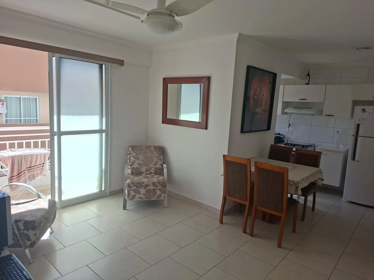 Apartamento com 1 quarto à venda, 45m² — foto 2 de 10