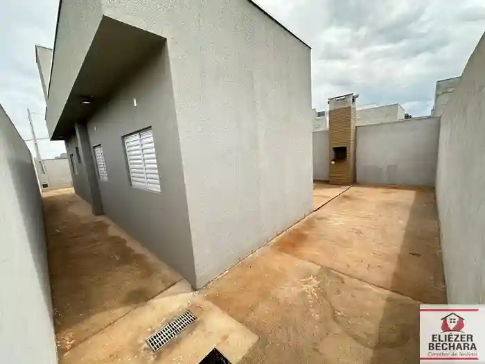 Casa com 3 quartos à venda, 80m² — foto 4 de 26