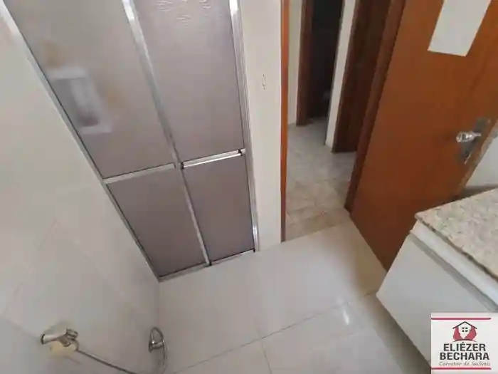 Casa com 3 quartos à venda, 190m² — foto 33 de 41