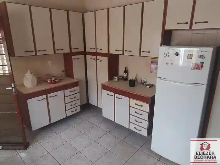 Casa com 3 quartos à venda, 190m² — foto 20 de 41