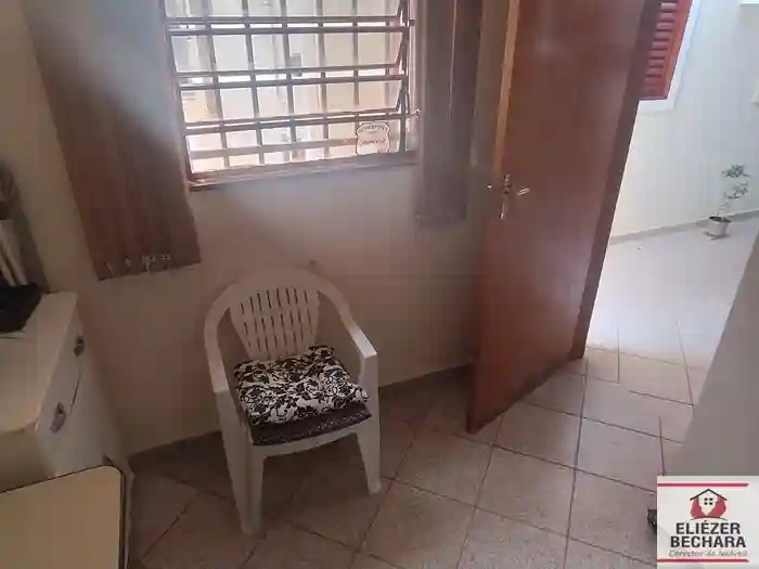 Casa com 3 quartos à venda, 190m² — foto 4 de 41