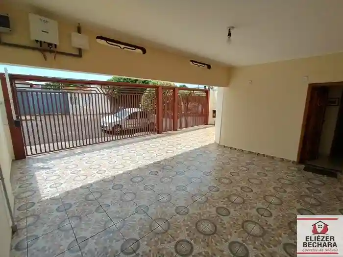 Casa com 3 quartos à venda, 190m² — foto 39 de 41