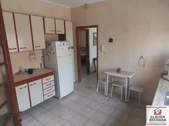 Casa com 3 quartos à venda, 190m² — foto 17 de 41