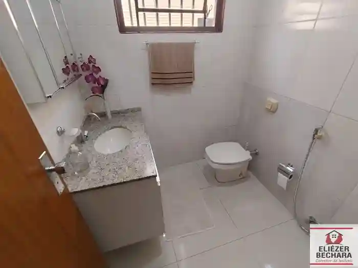 Casa com 3 quartos à venda, 190m² — foto 34 de 41