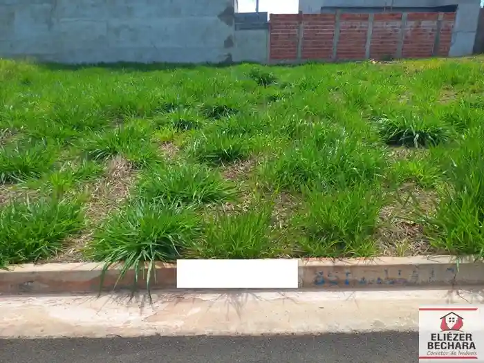 Terreno / Lote / Condomínio à venda — foto 2 de 3