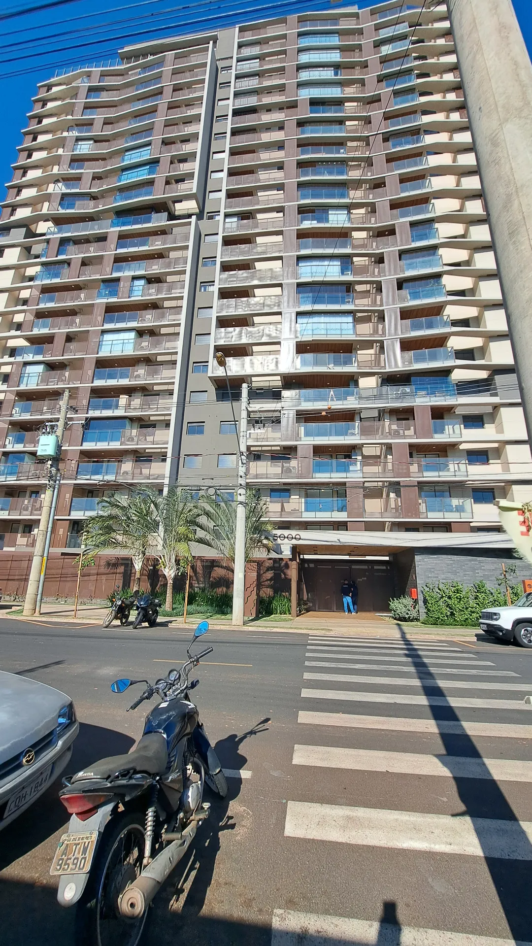 Apartamento com 3 quartos à venda, 92m² — foto 1 de 12