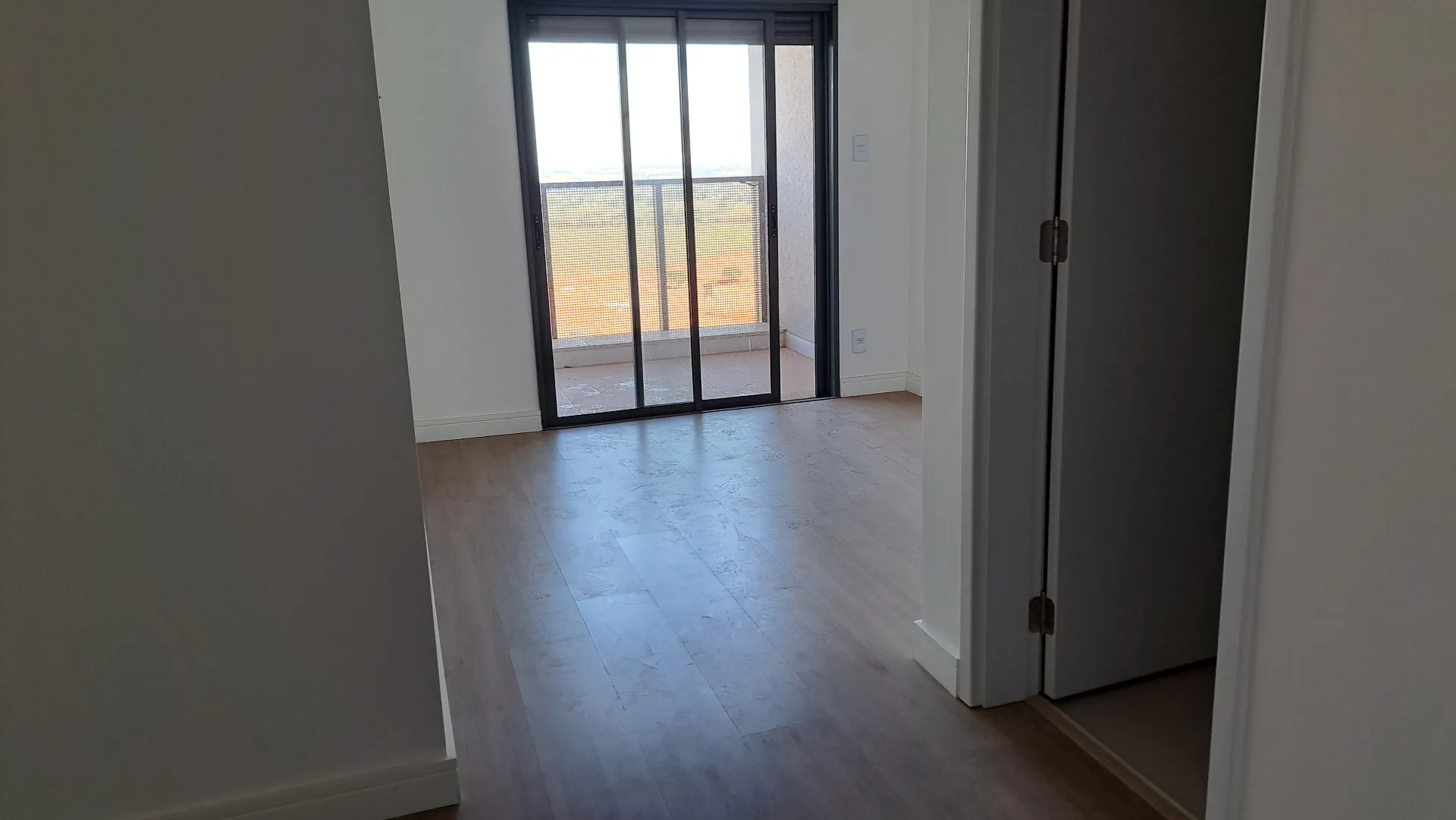Apartamento com 3 quartos à venda, 92m² — foto 2 de 12