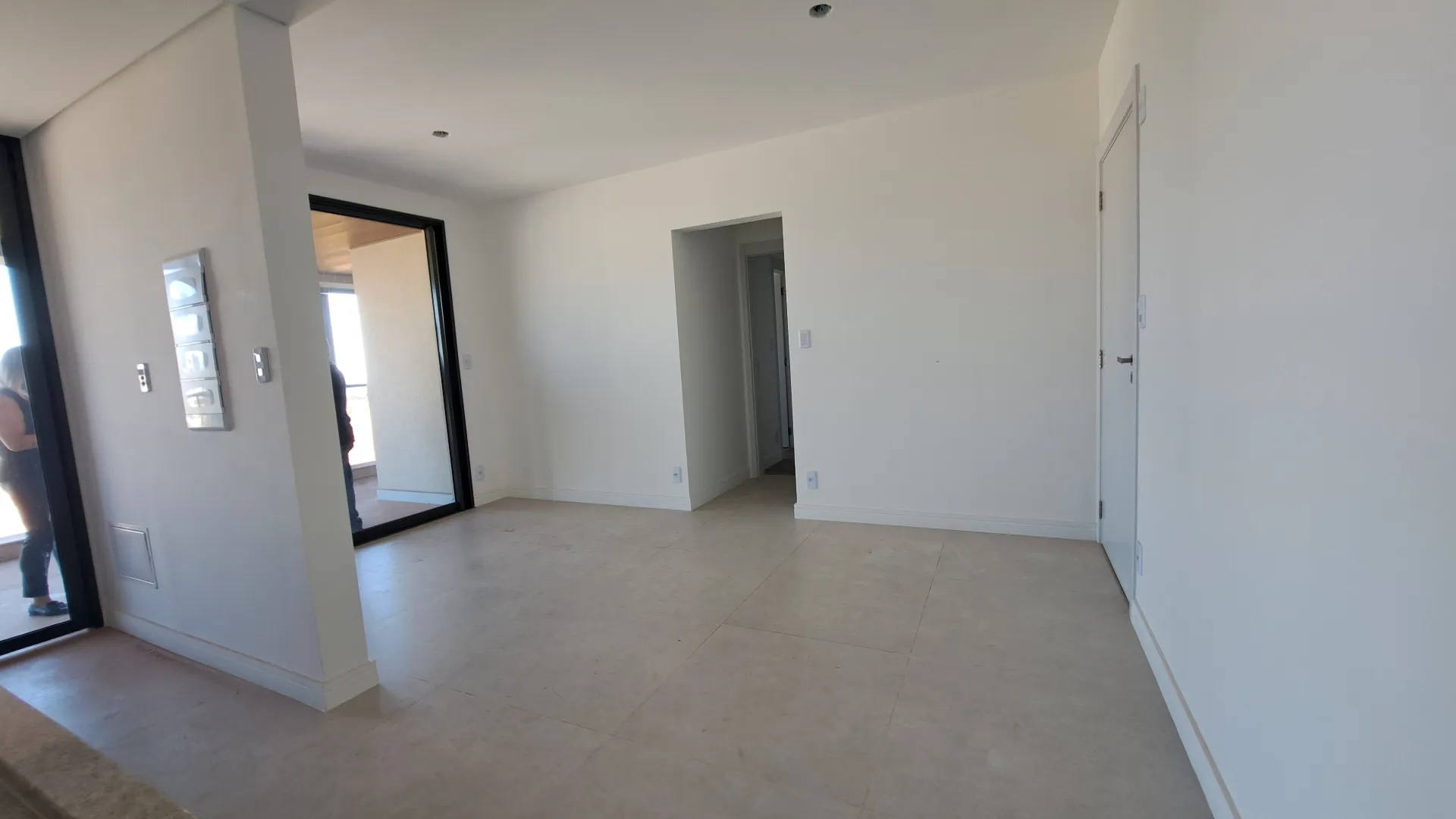 Apartamento com 3 quartos à venda, 92m² — foto 4 de 12