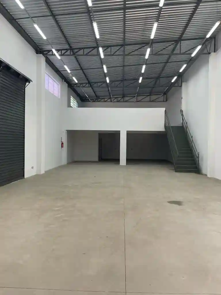 Loja / Salão / Ponto Comercial  à venda, 305m² — foto 5 de 15