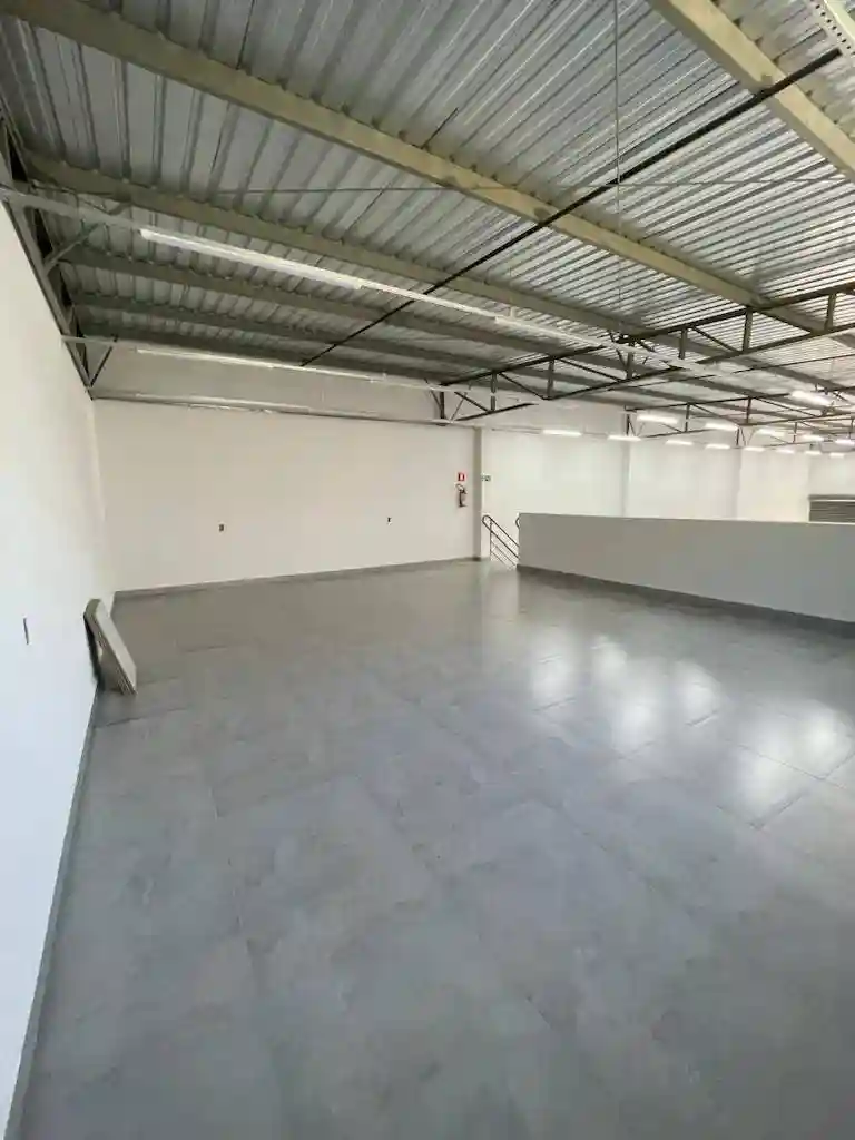 Loja / Salão / Ponto Comercial  à venda, 305m² — foto 10 de 15