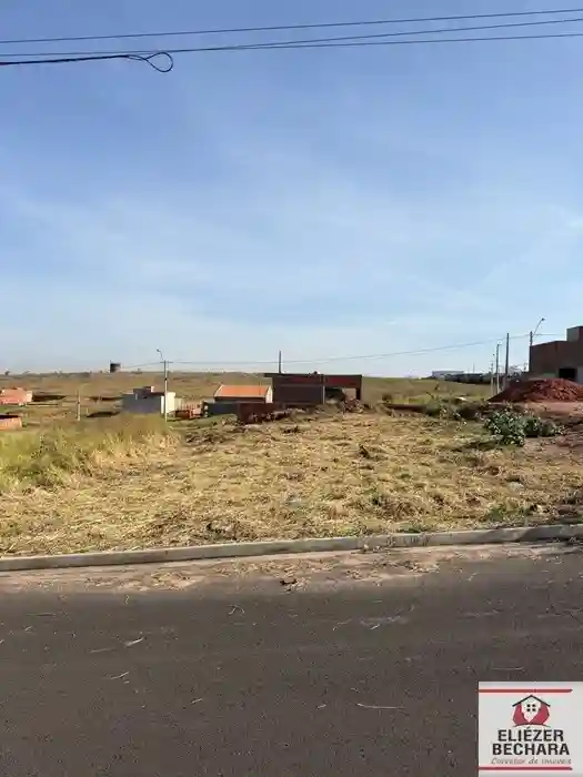 Terreno / Lote / Condomínio  à venda, 200m² — foto 1 de 1