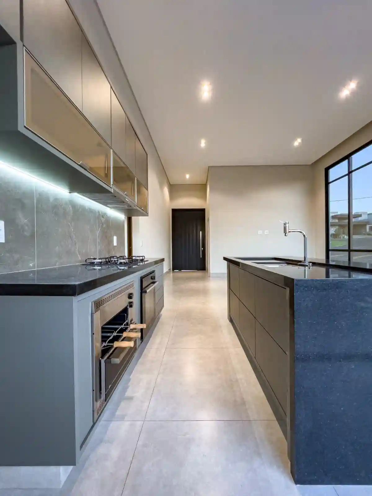 Casa de Condomínio com 3 quartos à venda, 279m² — foto 22 de 30