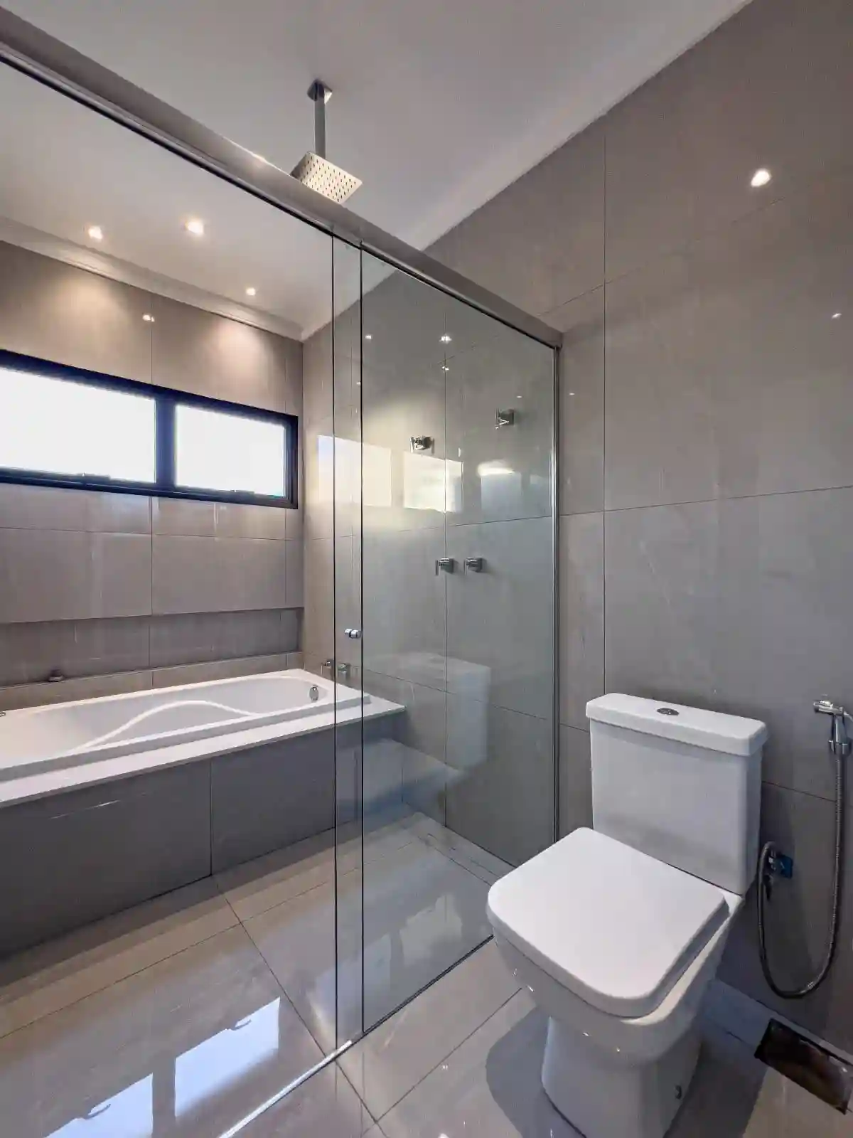 Casa de Condomínio com 3 quartos à venda, 279m² — foto 18 de 30