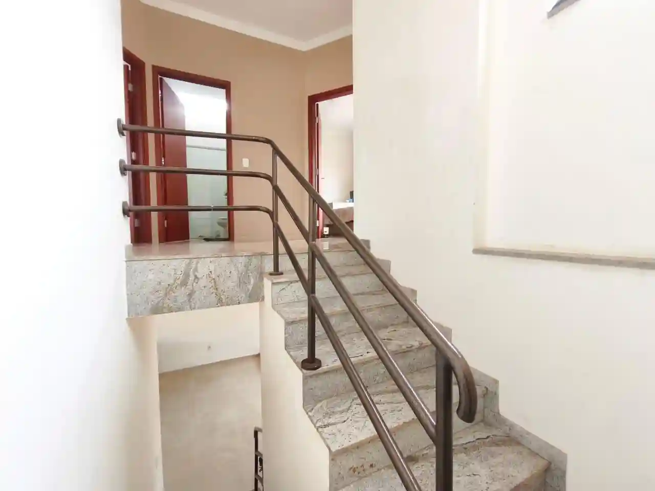 Casa com 3 quartos à venda, 200m² — foto 16 de 20