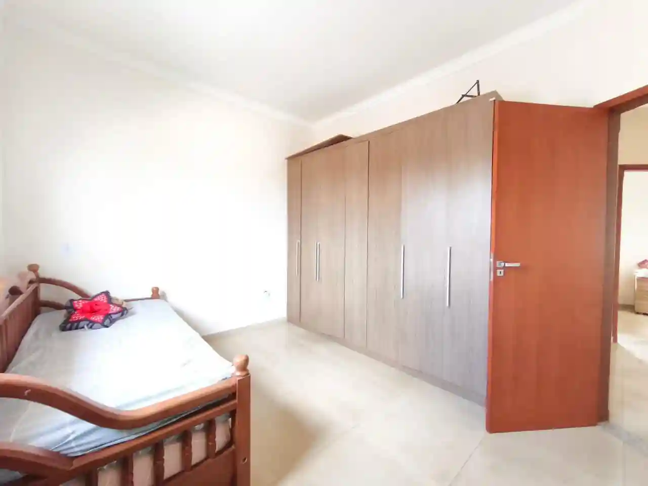 Casa com 3 quartos à venda, 200m² — foto 5 de 20