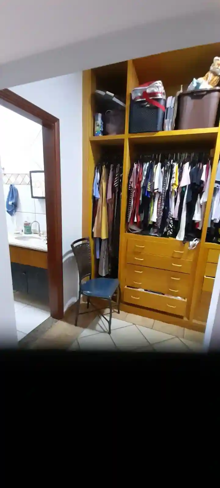Sobrado com 4 quartos à venda, 300m² — foto 2 de 19
