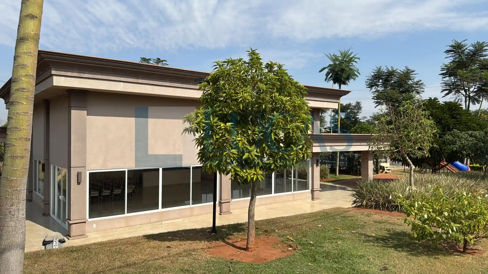 Terreno / Lote / Condomínio  à venda, 231m² — foto 2 de 13