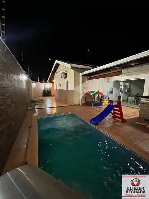 Casa com 2 quartos à venda, 90m² — foto 2 de 21
