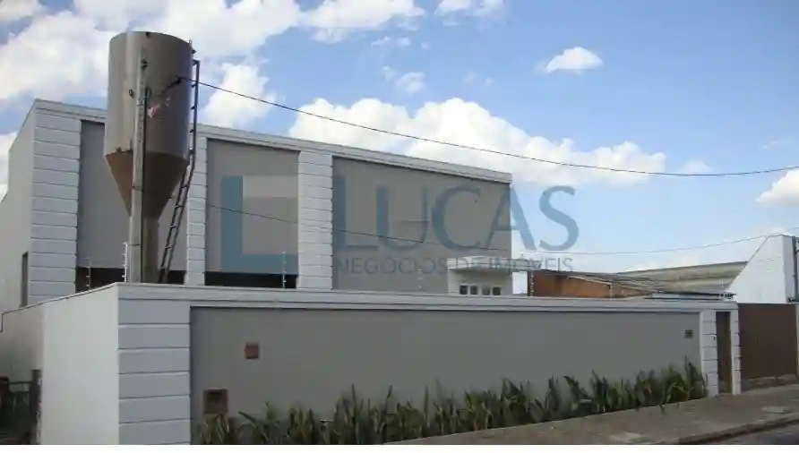 Loja / Salão / Ponto Comercial à venda — foto 1 de 9