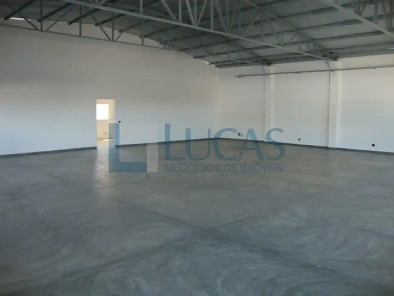 Loja / Salão / Ponto Comercial à venda — foto 9 de 9