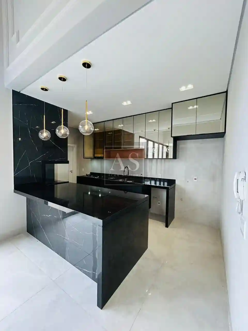 Casa de Condomínio com 3 quartos à venda, 400m² — foto 3 de 12