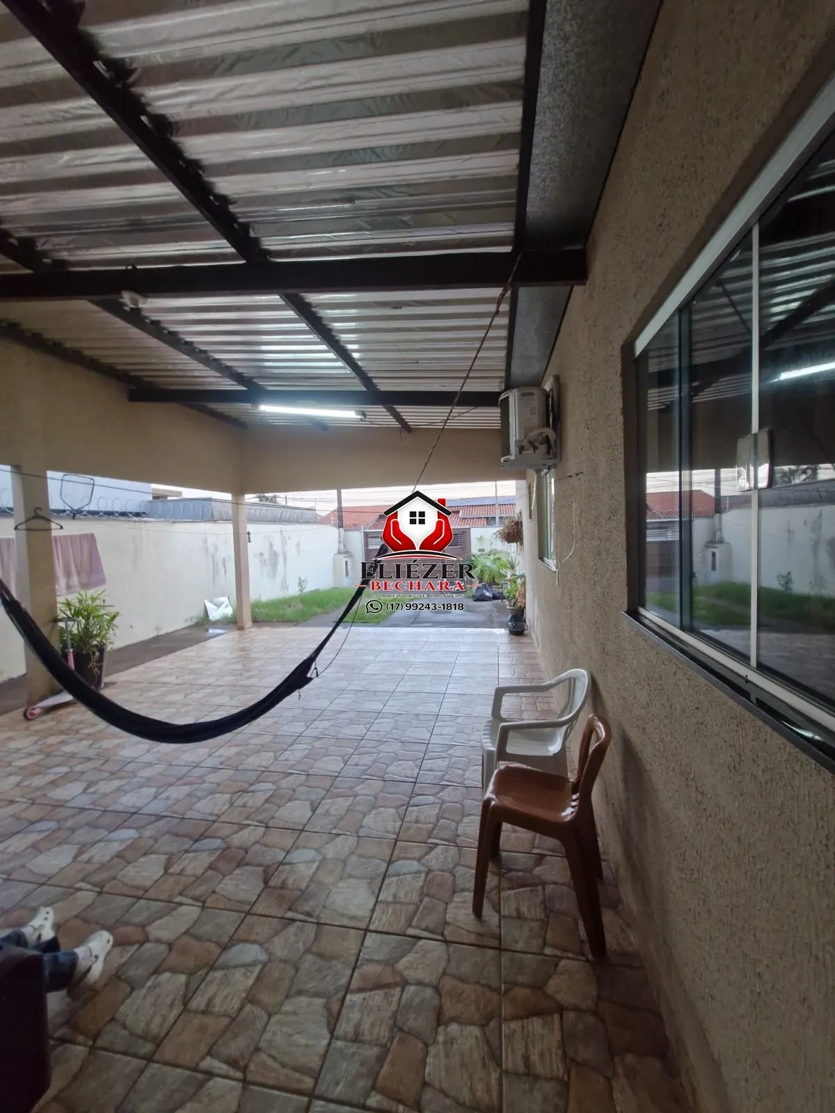 Casa com 3 quartos à venda, 100m² — foto 3 de 14