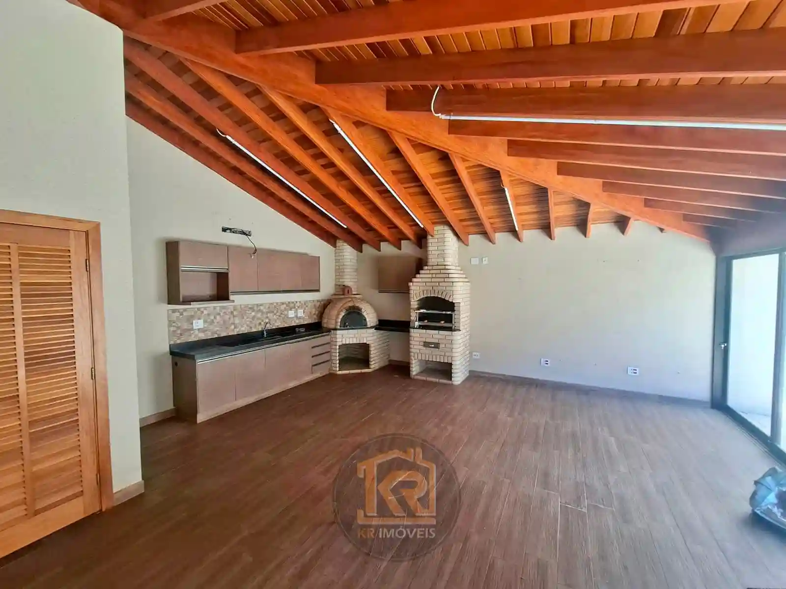 Casa com 1 quarto à venda, 120m² — foto 6 de 13