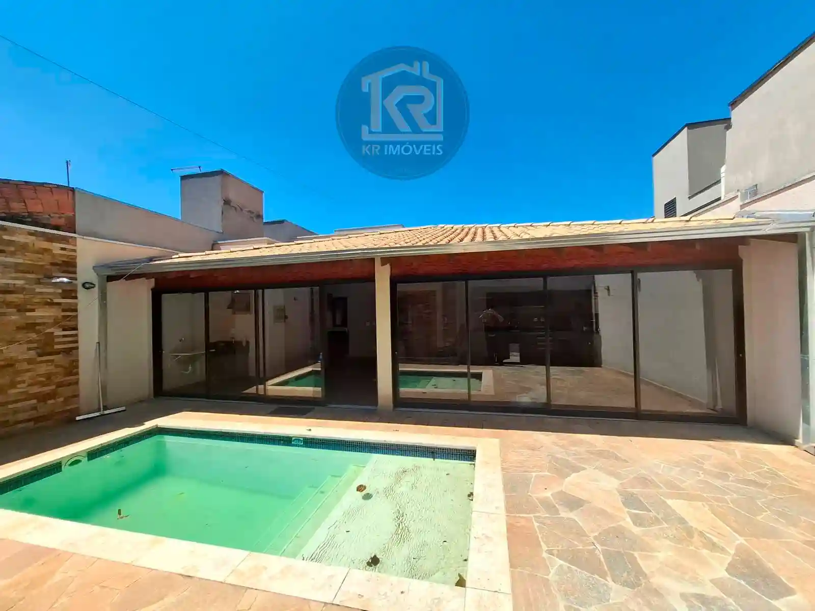 Casa com 1 quarto à venda, 120m² — foto 3 de 13