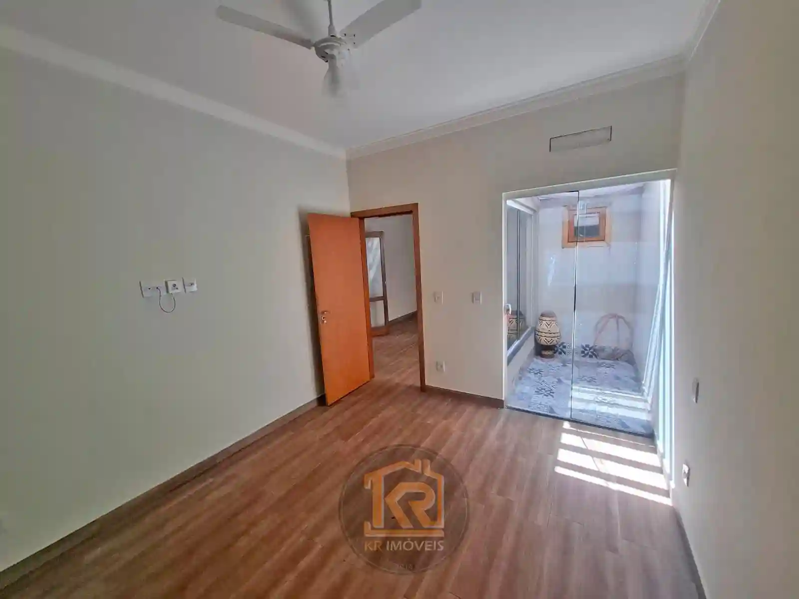 Casa com 1 quarto à venda, 120m² — foto 12 de 13