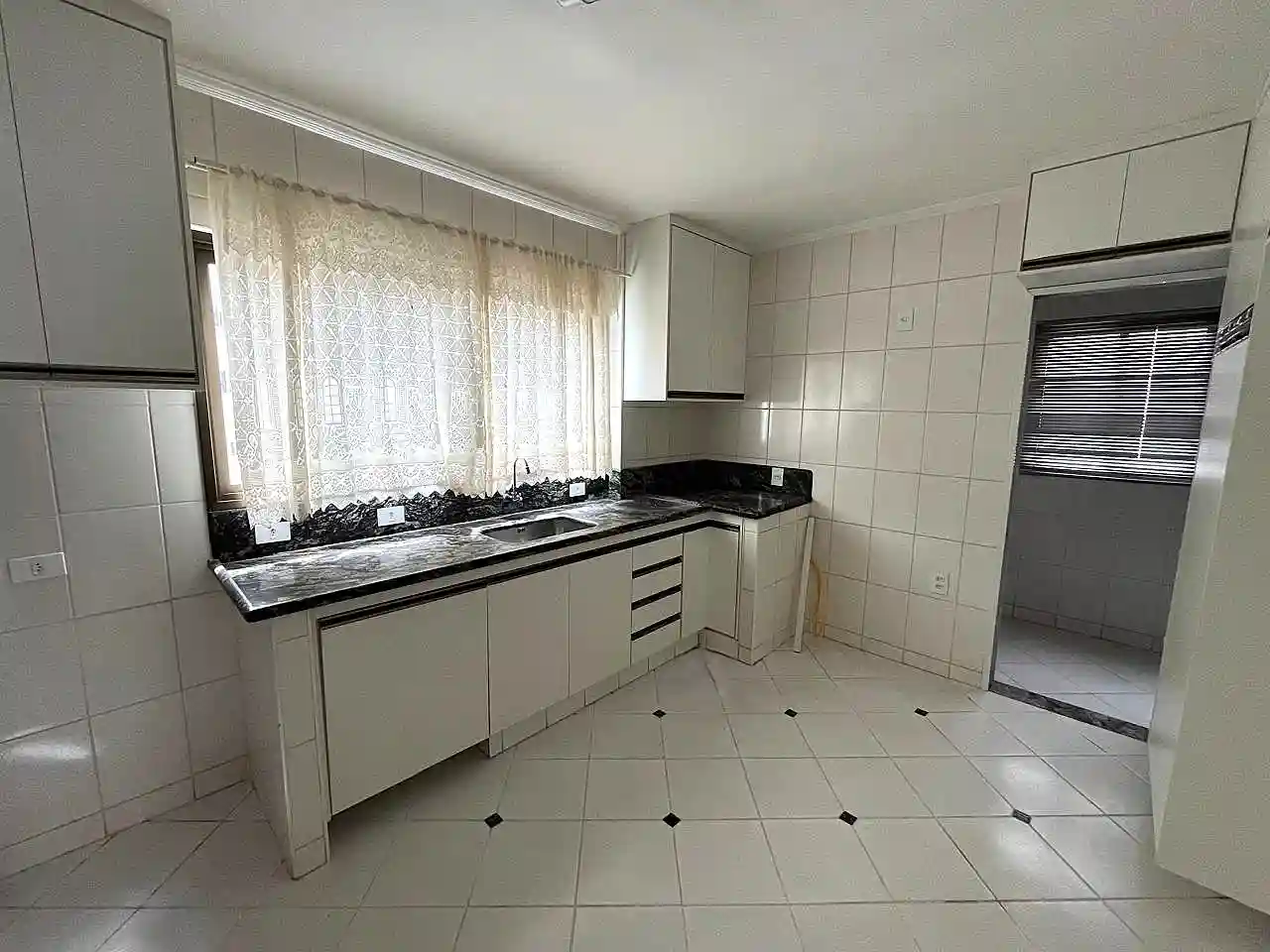 Apartamento com 3 quartos à venda, 146m² — foto 12 de 26