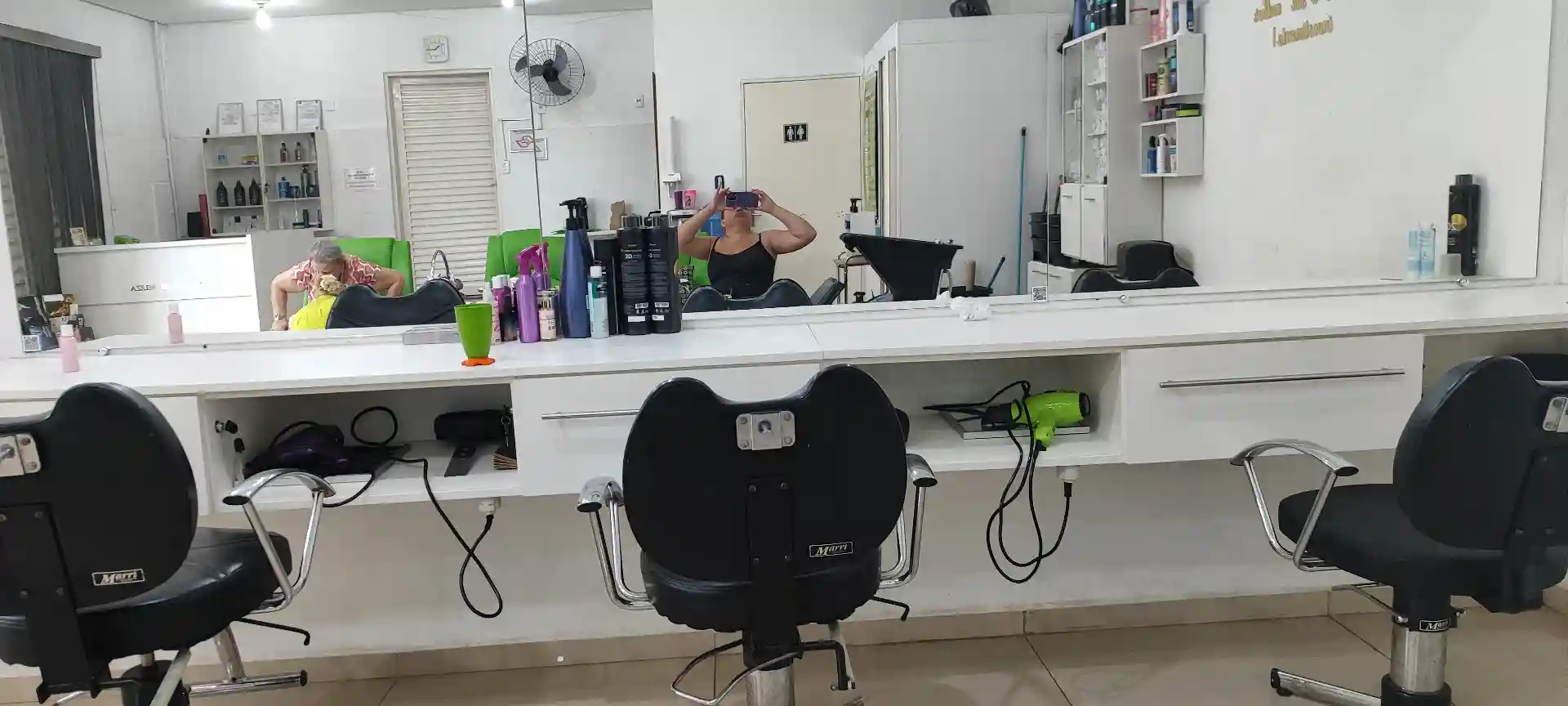 Loja / Salão / Ponto Comercial com 2 quartos à venda, 247m² — foto 5 de 5